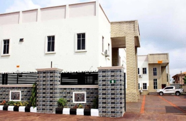DHome Royal Boutique Hotel Asaba