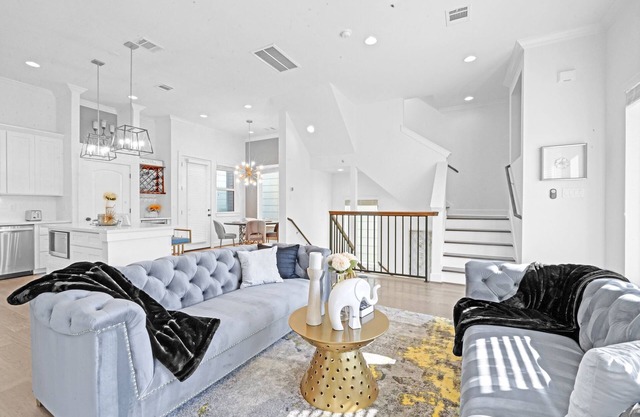 Diamond Oasis w/2 Balconies & Large Soaking Tub