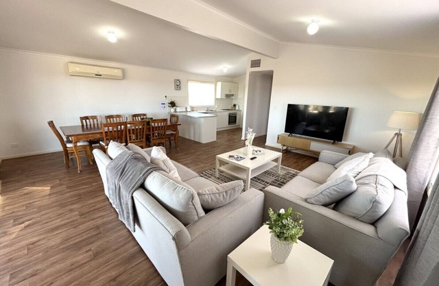 Diamond Shores - Entire Home in Balgowan