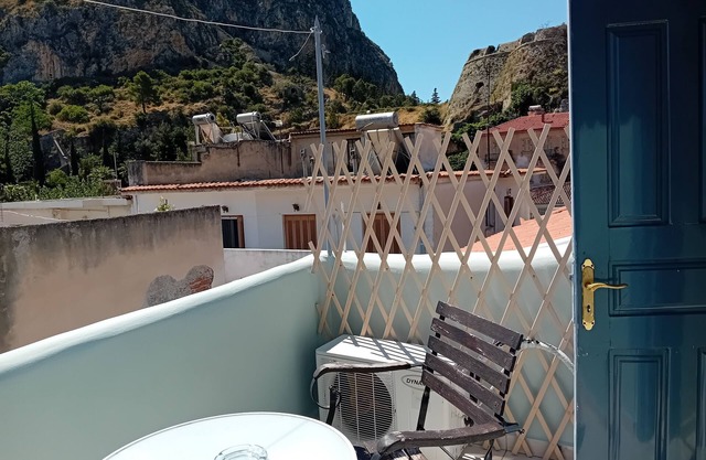 Dias Hotel