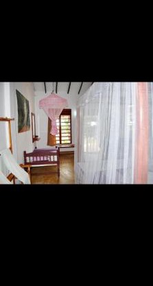 Dilena Beach Inn