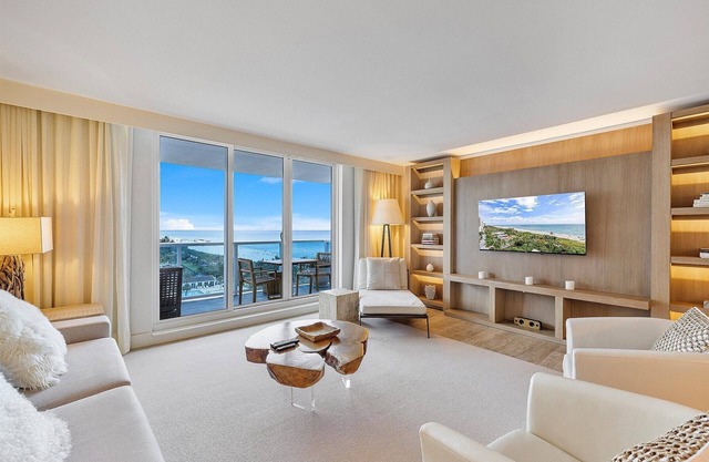 Direct Ocean 3/3 at 1 Hotel & Homes