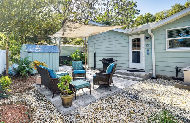 Dog-Friendly Daytona Beach Cottage w/Patio!