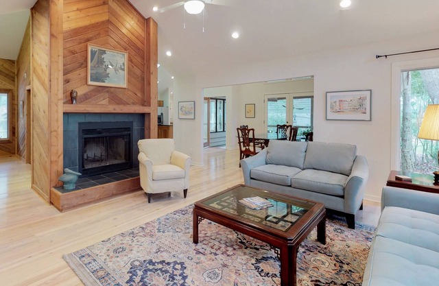 Dog-Friendly Family Fome Close to the Beach, Tennis Courts, & Golf