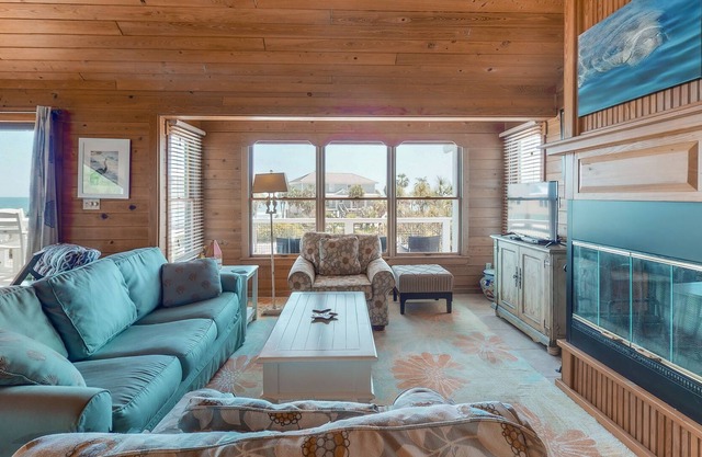 Dog-friendly Gulf-view home with a pool, washer/dryer, fireplace & AC