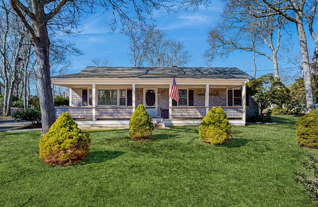 Dog-friendly house with gas grill & deck - walk to beaches