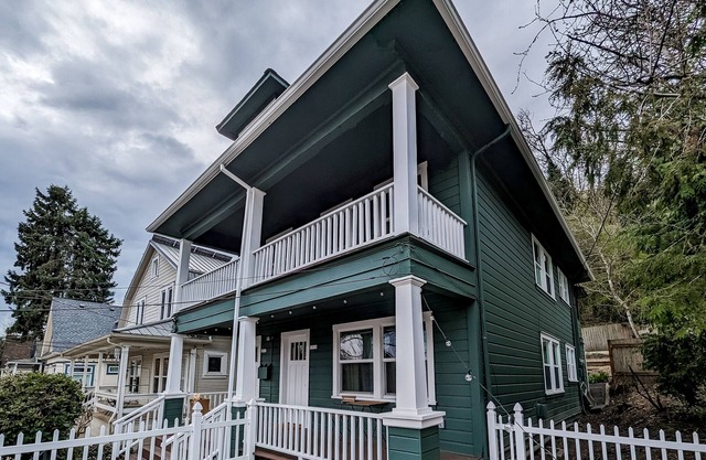 Dog-friendly ideally located home with mountain views & yard - blocks from river