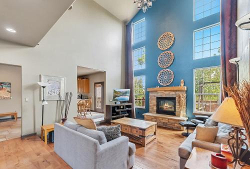 Dog Friendly Stay Near Trails in Silverthorne
