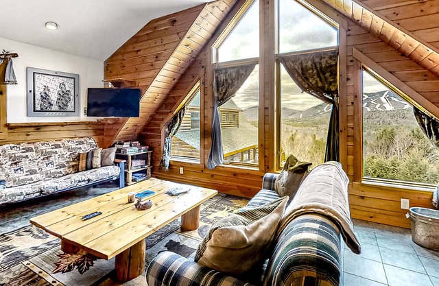 Dog-Friendly Studio w/ Mountain Views, Wood Stove, Fast WiFi, PetSafe Dog Fence