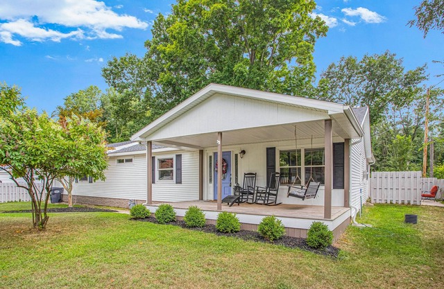 Dog-friendly, updated home with deck, front porch, fire pit, WiFi, & fireplace