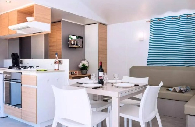 Domaine Les Mûriers - 3 room chalet for 4 people Deluxe