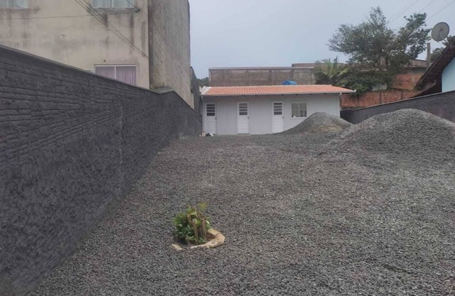 Dona Val's Studio Apartment