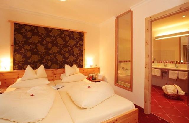 Doppelzimmer 35-45 m²/Zirbe - Thermenwelt Hotel Pulverer