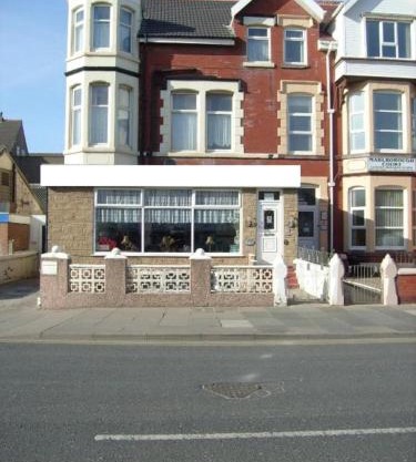Dora Hotel
