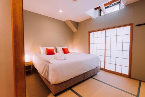Double Black Hotel