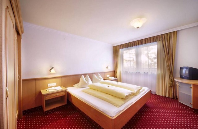 Double room "Granat" - Tauernblick, Emerald Hotel