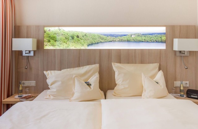 Double room Eichelhäher (26-30 sqm) - Hotel Schneider am Maar