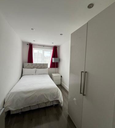 Double room in Chessington