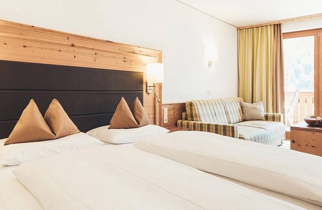Double room "Mountain view" - 1 night - Hotel Nesslerhof