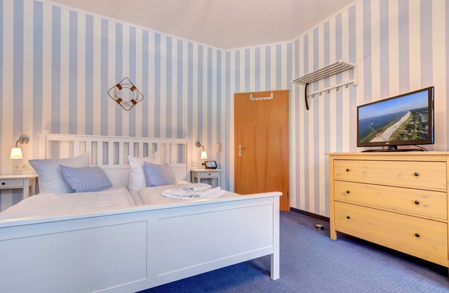Double room standard ground floor 2 - Hotel Villa Seeschlößchen 3*