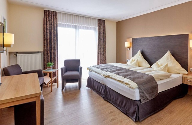 Double room with balcony - Hotel "Sankt Maximilian"