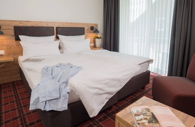 Double room with shower/WC