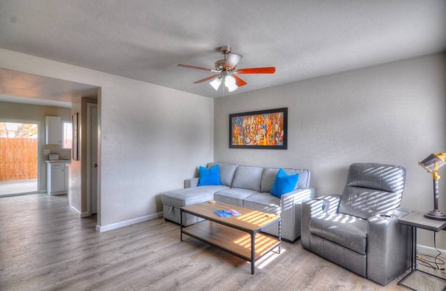 Double the Fun w/2 townhouses w/private hot tub!