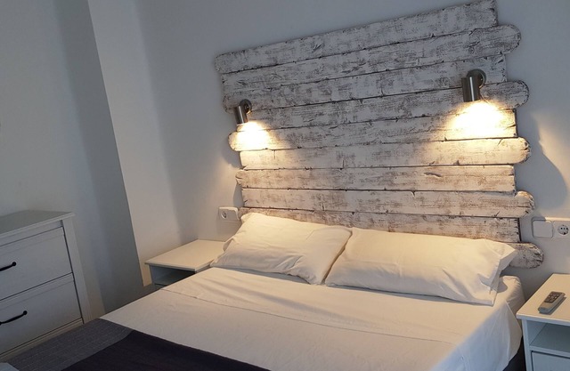 Downtown apartment in front of Torres de Serrano