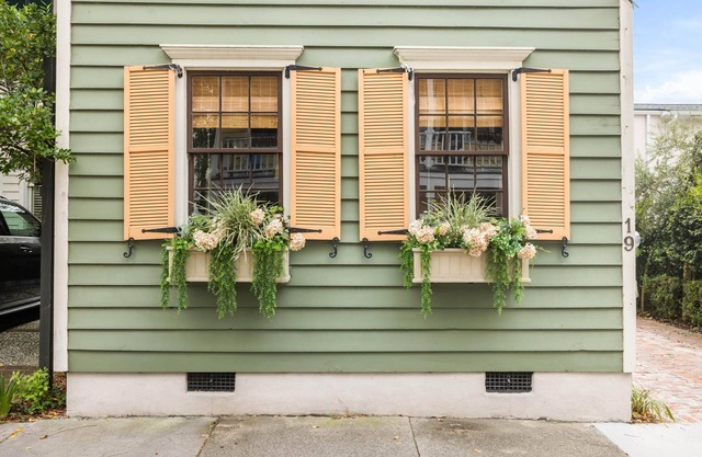 Downtown Charleston Peninsula Home