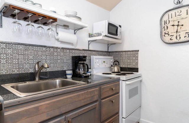 Downtown Gem In Reno with garage and backyard
