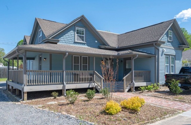Downtown house in Brevard - Lumberyard Arts District