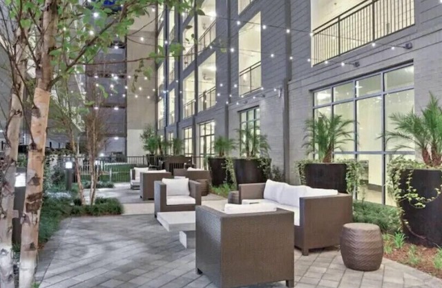 Downtown Houston (EADO) Luxury 1bdr