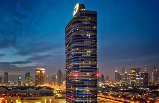 Downtown Luxury - 5 star Hotel Facilities - 5 min walk to Dubai Mall
