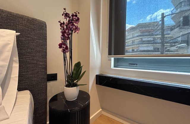 Downtown Suites