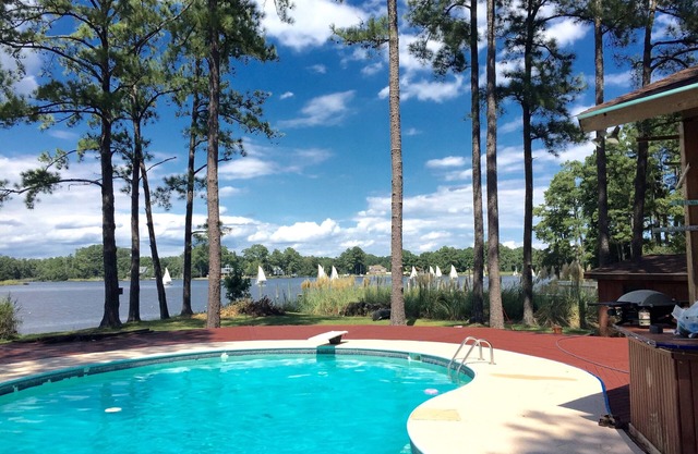 Dragon's Island - Waterfront with pool and dock