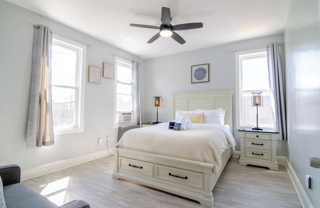 Dream a Little Dream 10 Mins To Your NYC Adventure