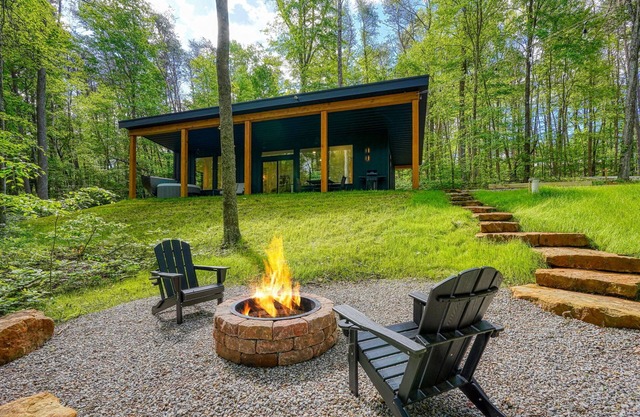 Dream Weaver Cabin ~ Modern Meets Nature