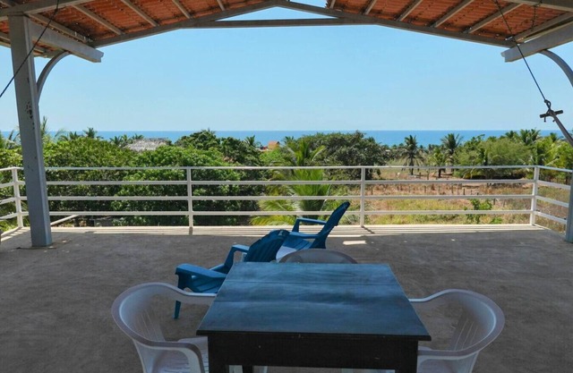 Dreamy Ocean View Casita ~Terrace ~ Pool ~ Parking