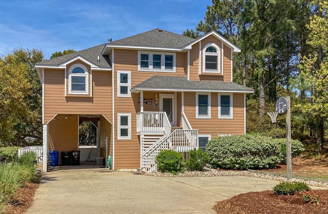 Driftin South - 5 BR Oceanside Home in Duck - Short Walk to Shops & Restaurants