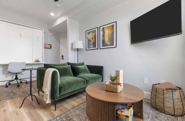 DT Tulare Apt: DT, Taproom, Coffee Shops+