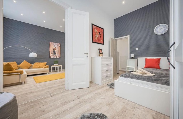 Dual 2BR Comfort Escape with 2 Bathroom by NW