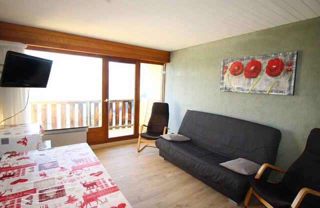 Duplex 2-bed cabin at the foot of the slopes with balconies - Auris en Oisans