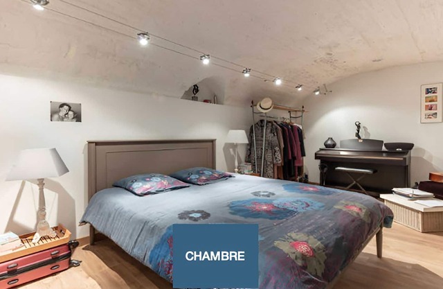 Duplex/loft Spacieux Proche des Buttes Chaumont