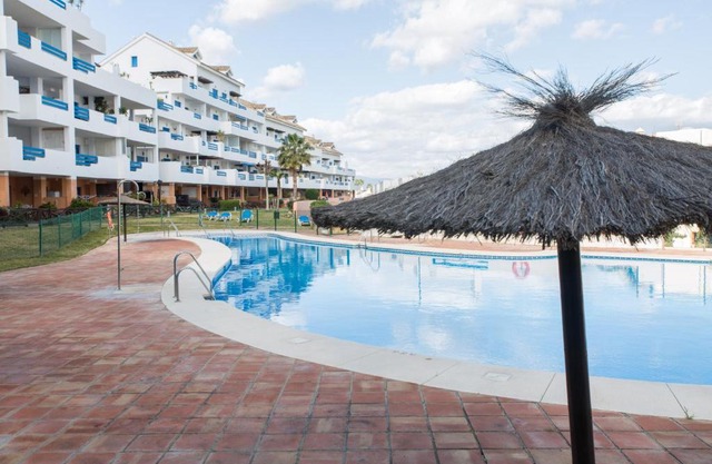 Duquesa Suites Golf and Gardens