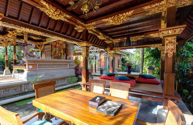 Dwaraka The Royal Villas