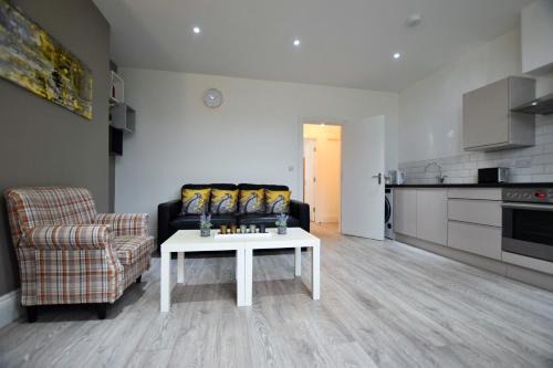 Dwell Living Mowbray
