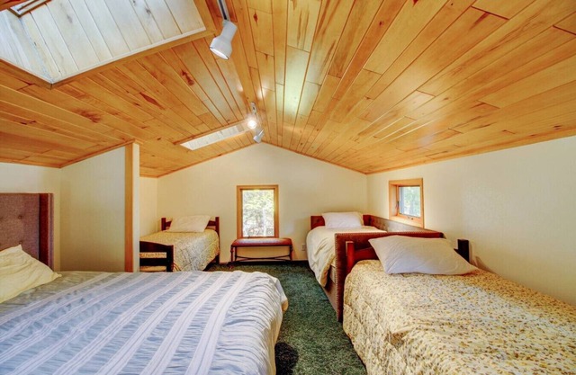 Eagle's Nest - Guest House