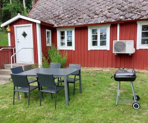 Easily accessible cabin with woodburner outside Hässleholm