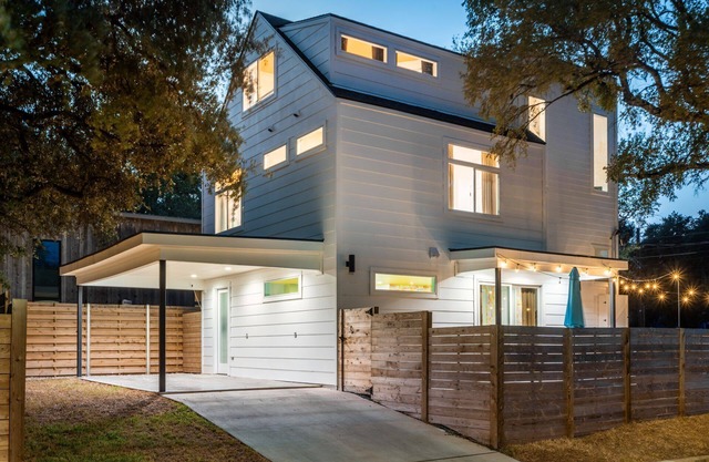 Eastside Home w Awesome Yard - Golf, Pool, Firepit