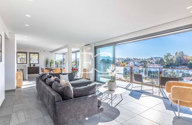 Easy Clés - Villa Jacuzzi + Pool + A/C